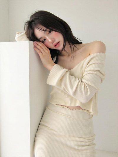 薄盐写真 / Pok Yim female